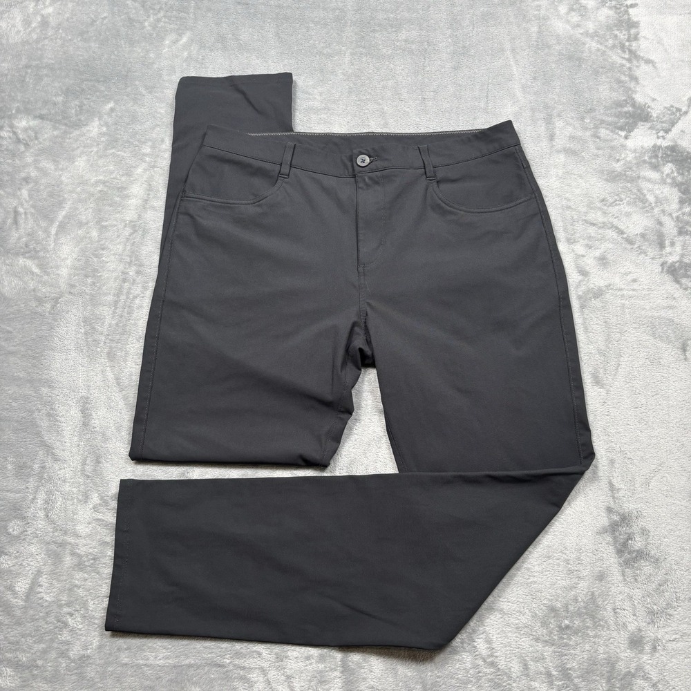 Vuori Meta Pants Mens 34x31 Black Performance Stretch Golf Travel V430